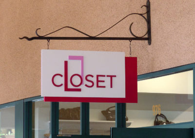 Custom Exterior Blade Sign for Closet Fashion