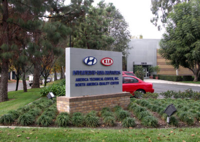 Custom Monument Sign for Hyundai-Kia Motors - view 2