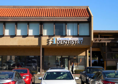 Custom Channel Letters Sign for Harbor Modern Dentistry - day View 2