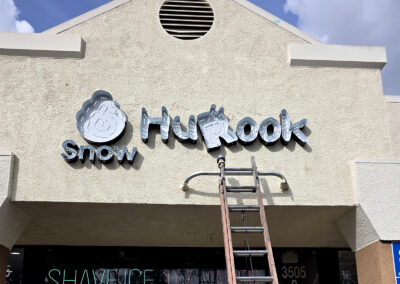 Illuminated - Channel - Letter - Signs - Snow Hurook - Image4