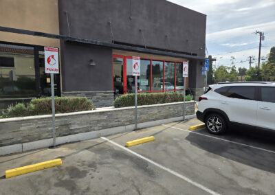 Parking-Lot-Signs-Goobne-Chicken-Image2