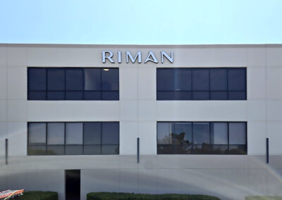 Channel-Letter-Signs-Riman-Image4