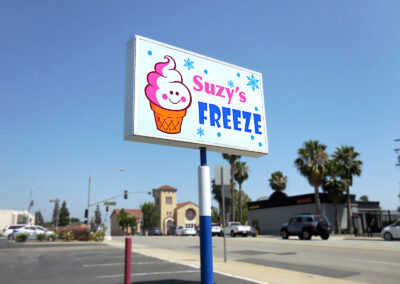 Graphic - Sign - Face - Suzys Freeze - Image2