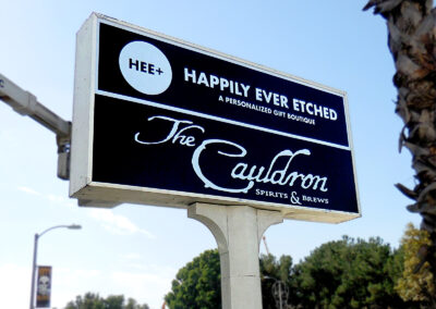 Graphic - Sign - Faces - HEE & The Cauldron - Image3