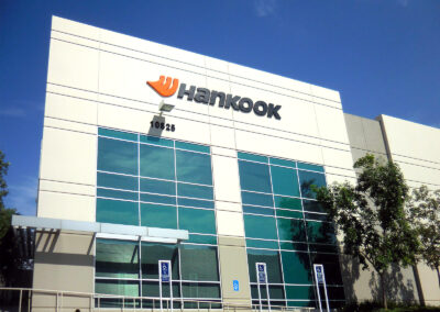 Hankook-Tires-Exterior-Wall-Sign-pic4